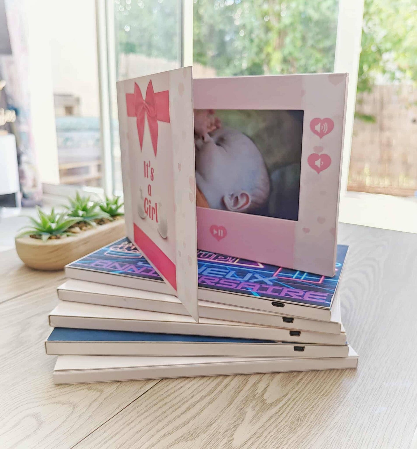 Pixcard - carte de vœux avec écran vidéo hd intégré